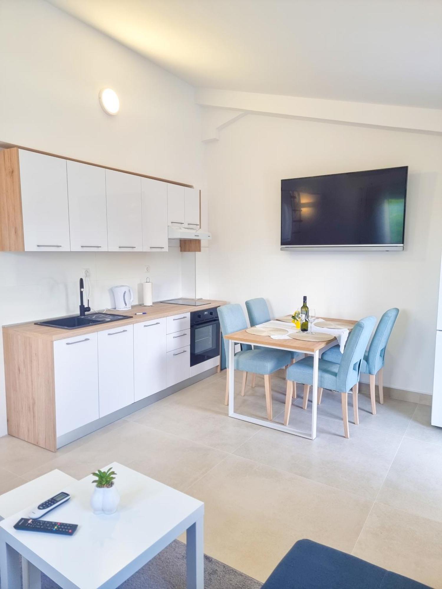 Apartman Natali Kremena Exterior photo